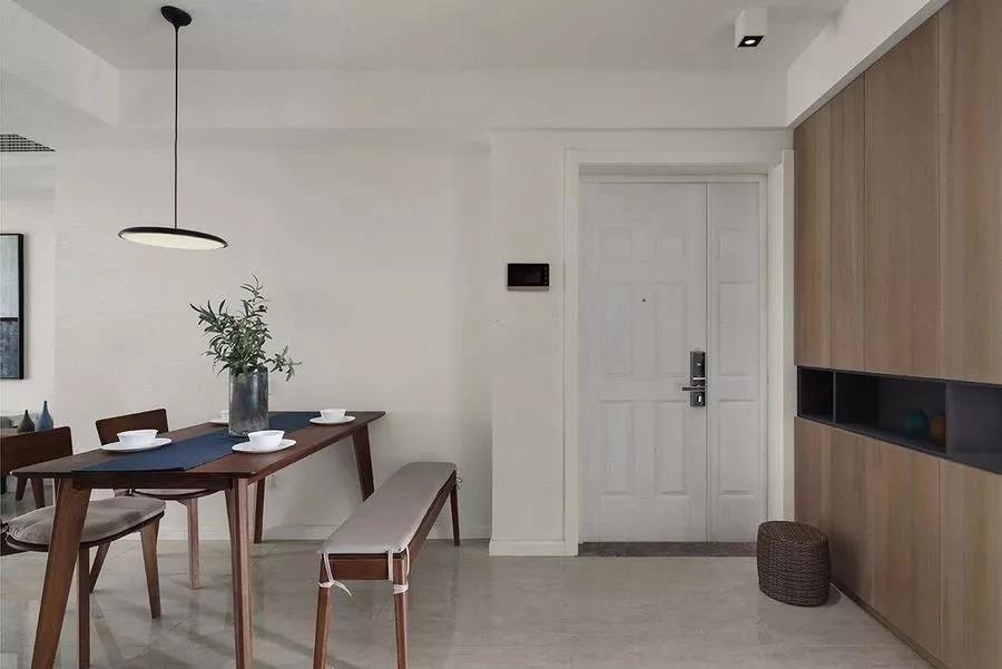 100平北歐風(fēng)小三房，原木電視墻輕松自然